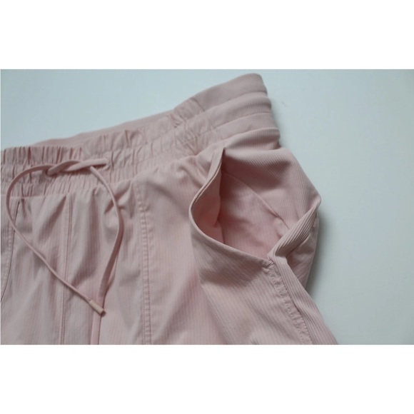 Lululemon Beyond the Studio Jogger - Picture 7 of 12